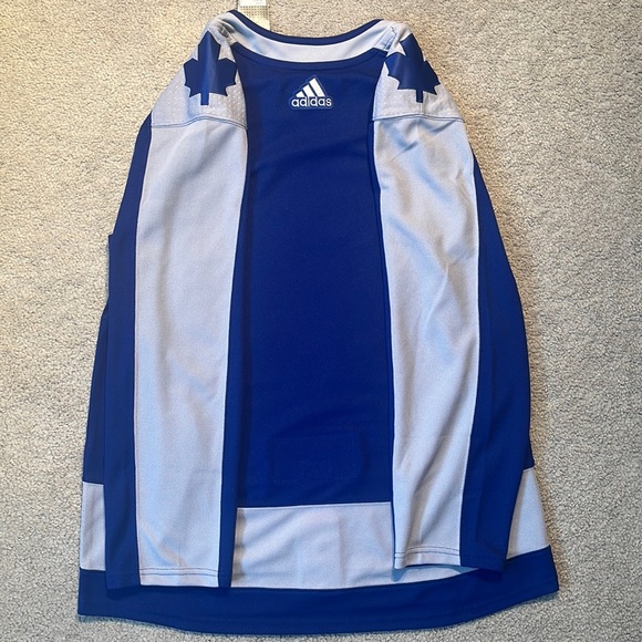 Toronto Maple Leafs Retro Reverse Adidas Jersey - Picture 2 of 5